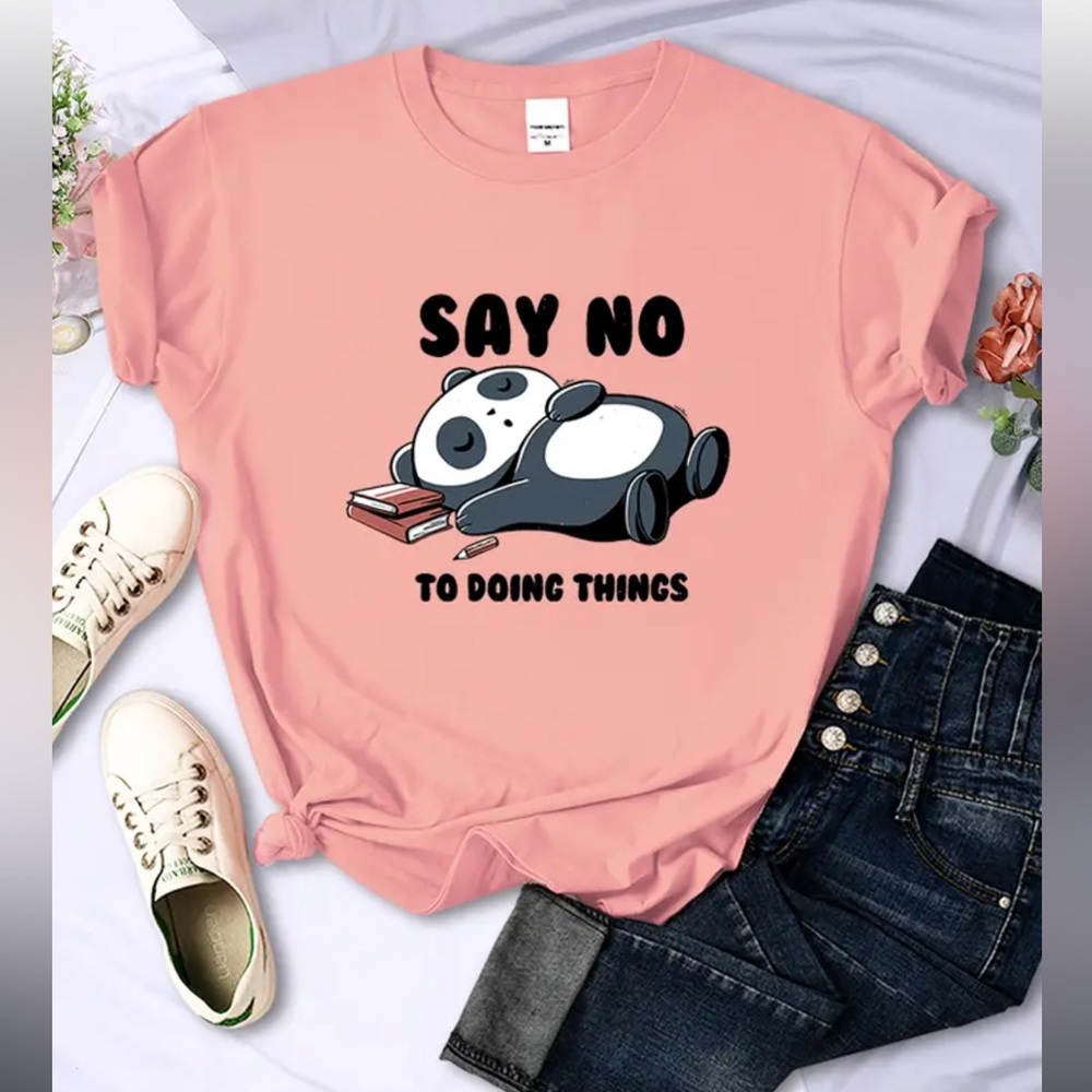 Women’s short sleeve T-shirt. Size M